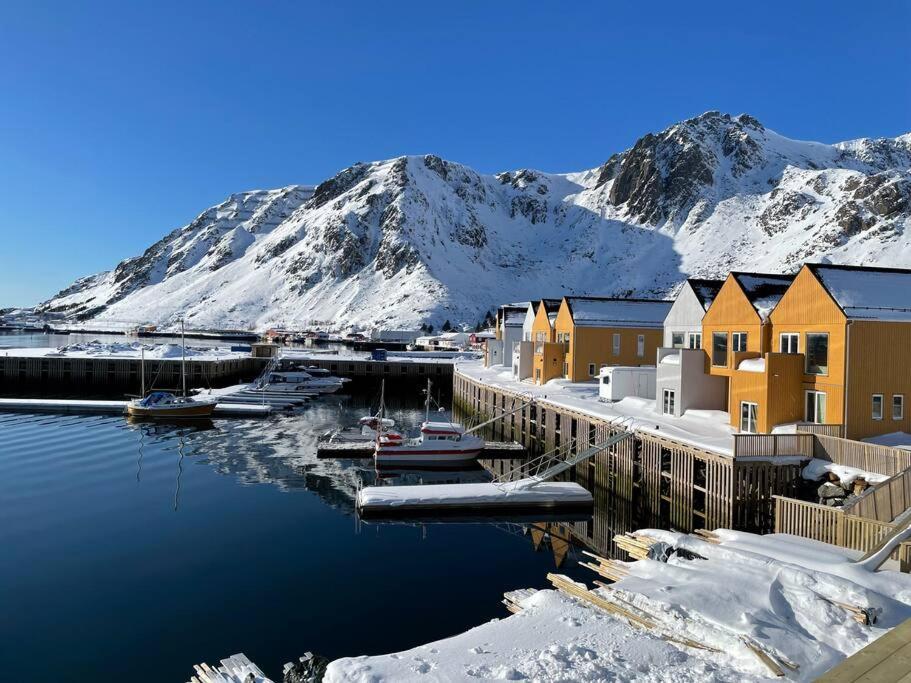#lofoten Ved Sjoen * Ballstad