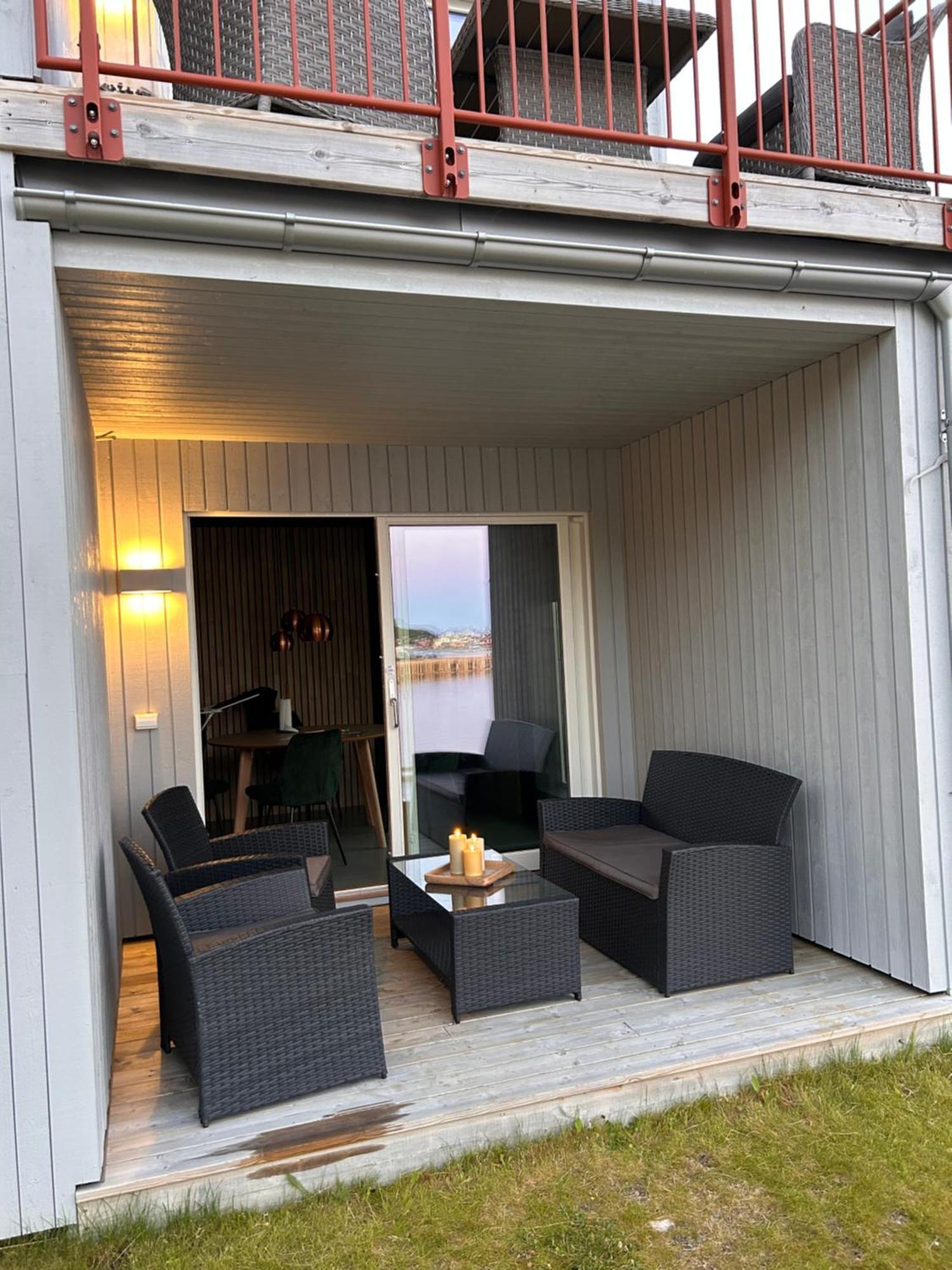 #lofoten Ved Sjoen *